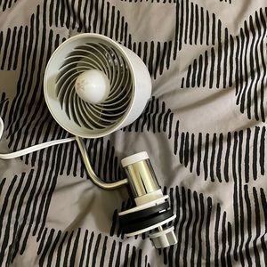 Small desk (clip on) Vornado desk Fan